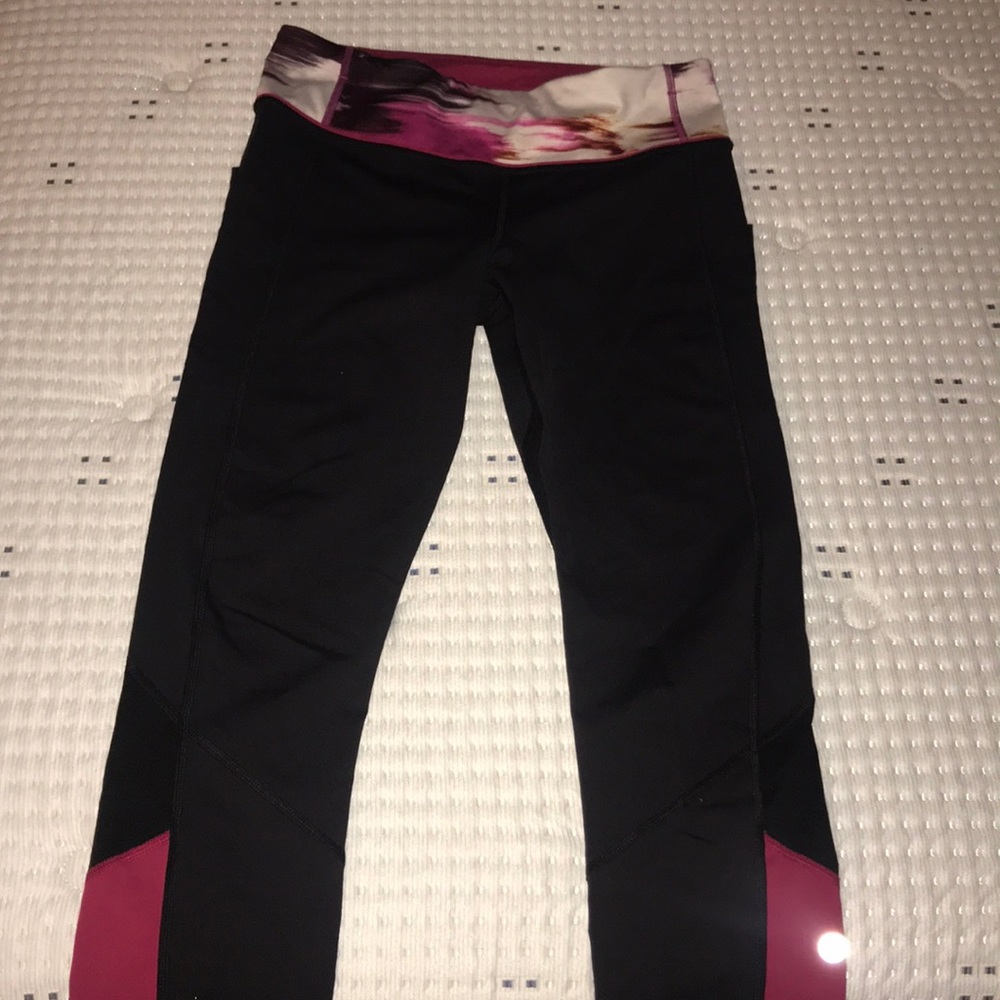 Lululemon workout capris